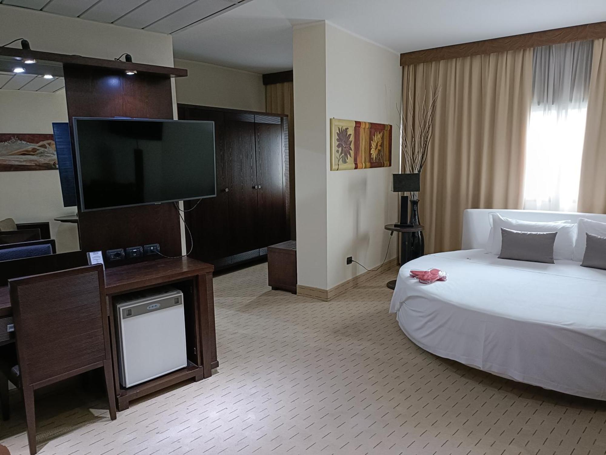 Ninfa Hotel